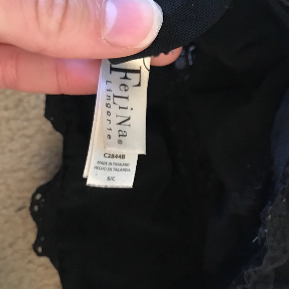 Bralettes - Picture 7 of 8